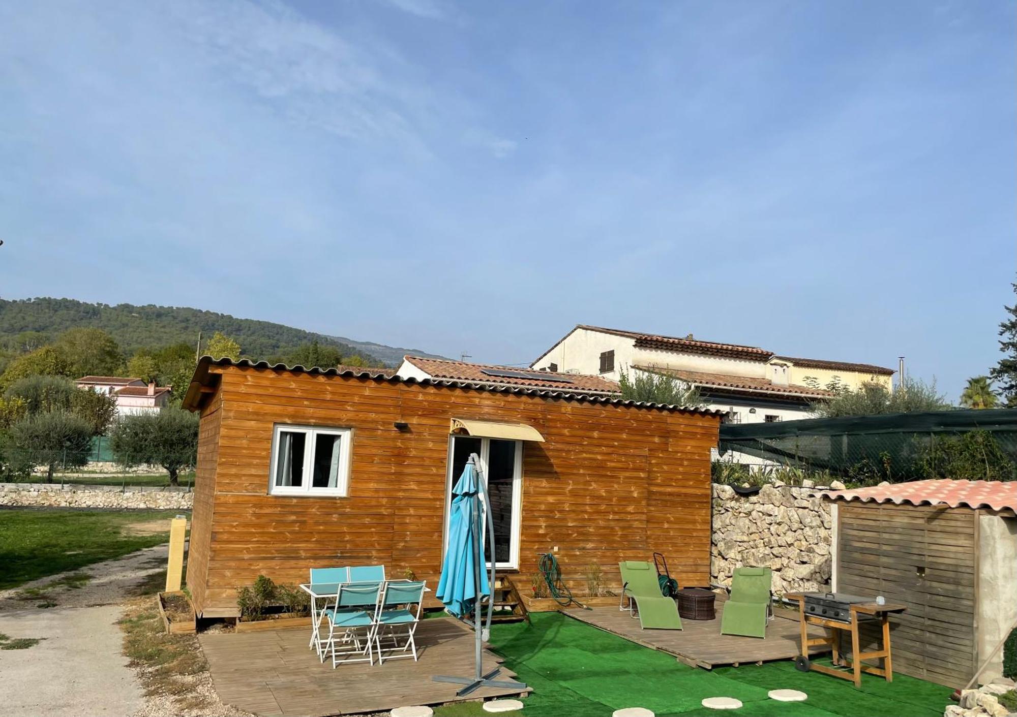 Un Instant De Bonheur Apartment Grasse Exterior photo