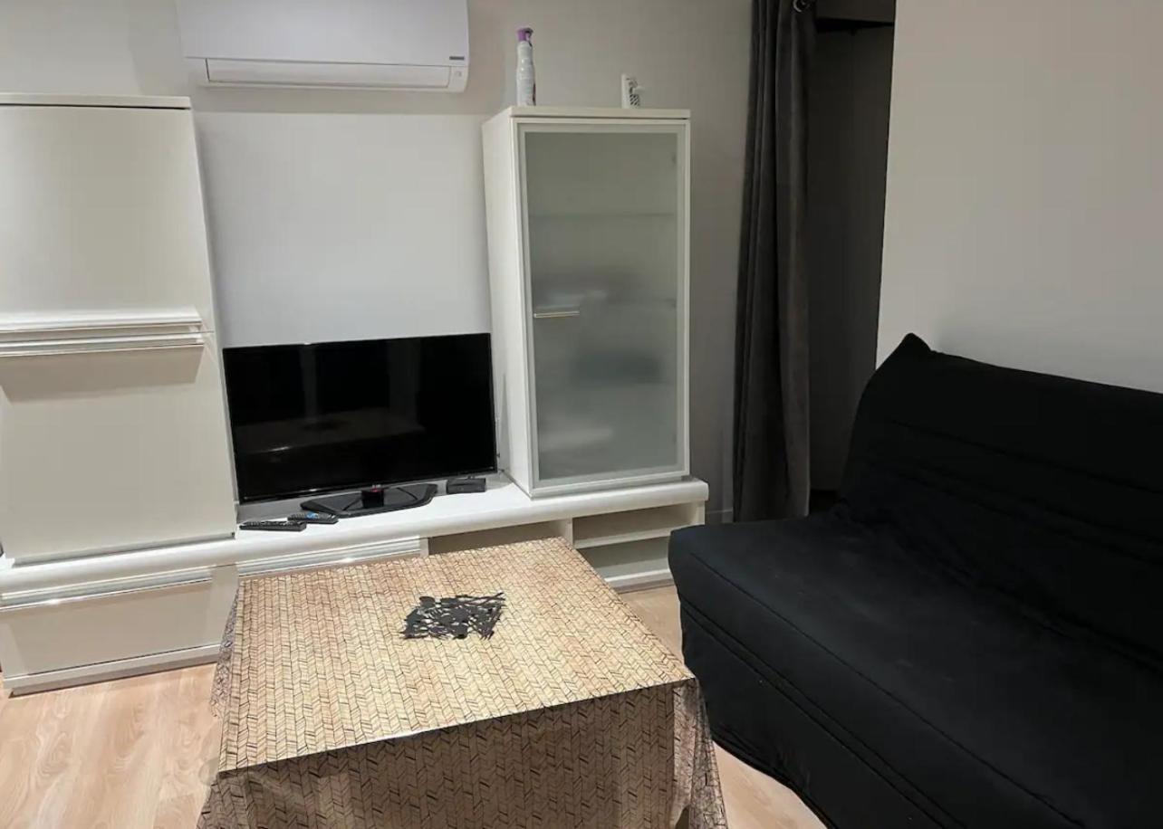 Un Instant De Bonheur Apartment Grasse Exterior photo
